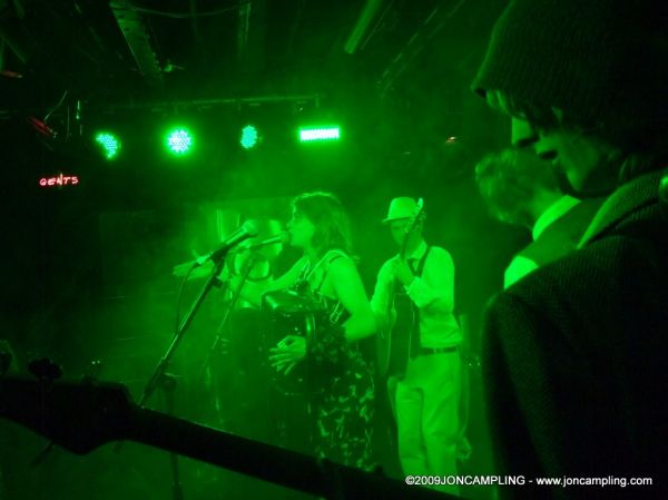 Click to view full size image
==============
Lockstock_festival_442.jpg Lockstock_festival_442.jpg