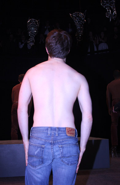 daniel_radcliffe_apresentacao_broadway_(11).jpg daniel_radcliffe_apresentacao_broadway_(11).jpg
