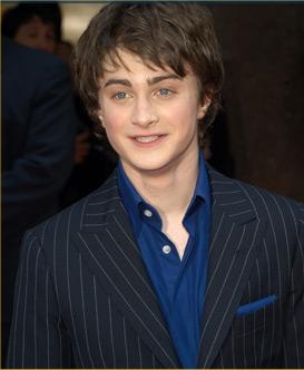 danatpoapremiere7_2_may2004[1].jpg