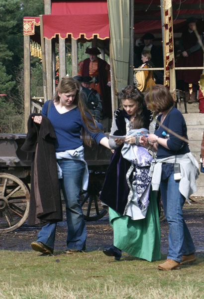 hbchenryviiionset1.jpg