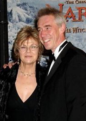 walters_appearances_chroniclesofnarniaprem_1.jpg