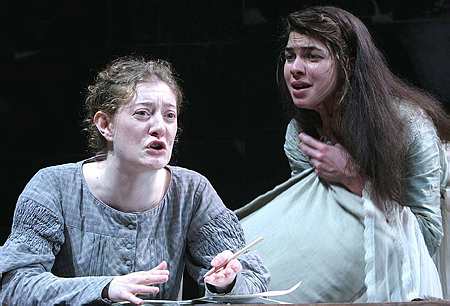 tena_theatre_bronte_20.jpg tena_theatre_bronte_20.jpg