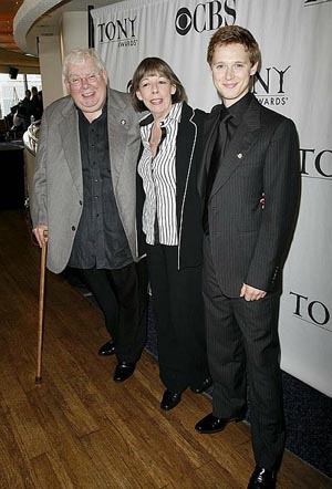 griffiths_appearance_tonynominees_2.jpg