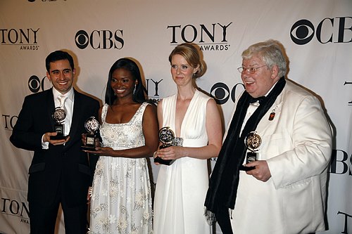 griffiths_appearances_tonyawards2006_3.jpg