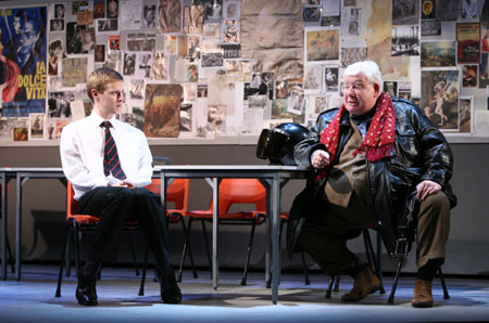 griffiths_theater_historyboys_6.jpg griffiths_theater_historyboys_6.jpg