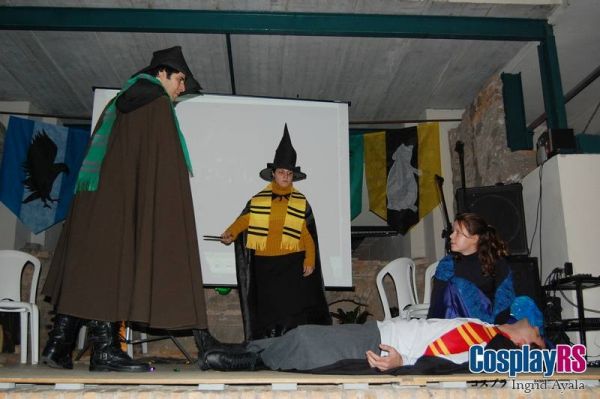 Click to view full size image
==============
Cosplay_RS_(36).jpg Cosplay_RS_(36).jpg