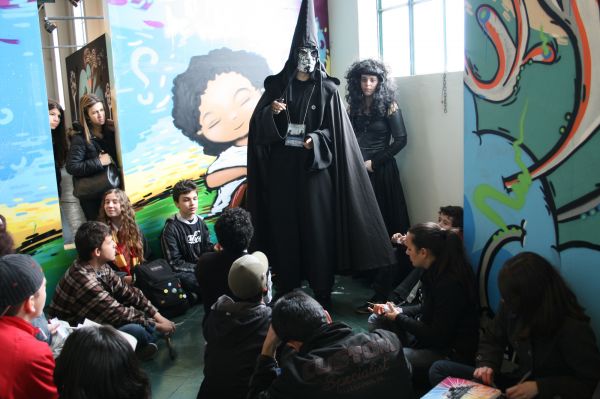 Click to view full size image
==============
pottercon288.jpg pottercon288.jpg