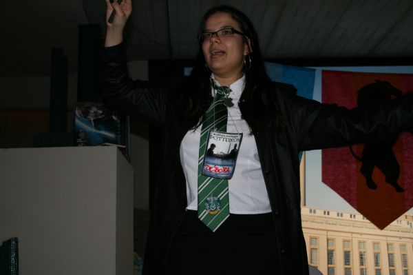 Click to view full size image
==============
pottercon395.jpg pottercon395.jpg