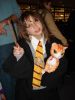 Hermione_e_o_bichento.jpg