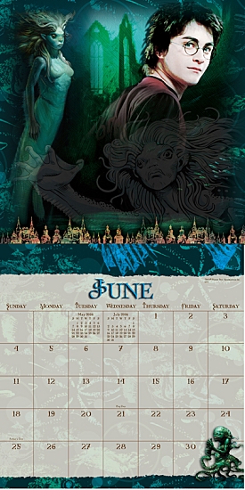 Calendário Promocional - Cálice de Fogo
Foto de um Sereiano na folha do mês de Junho do Calendário Promocional de Harry Potter e o Cálice de Fogo.
Calendário Promocional - Cálice de Fogo
Foto de um Sereiano na folha do mês de Junho do Calendário Promocional de Harry Potter e o Cálice de Fogo.