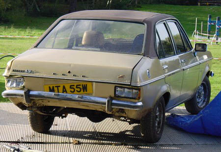 Ford Anglia
Palavras-chave: Ford Anglia Ford Anglia
Palavras-chave: Ford Anglia