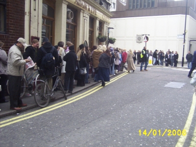 normal_The Que %288%29.jpg normal_The Que %288%29.jpg