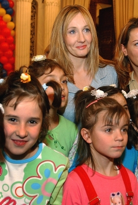 normal_jkrowling-romania06.jpg