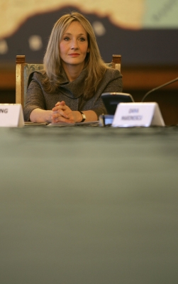 normal_jkrowling-romania20.jpg