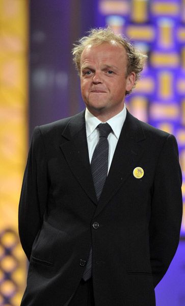 jones_appearances_weavertribute08_03.jpg jones_appearances_weavertribute08_03.jpg