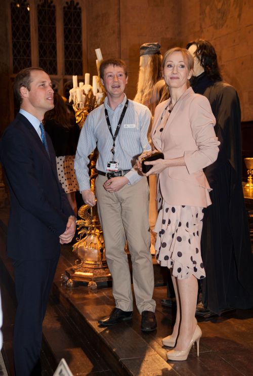 Click to view full size image
==============
003_Great_Hall-The-Duke-_-J-K-Rowling.jpg 003_Great_Hall-The-Duke-_-J-K-Rowling.jpg