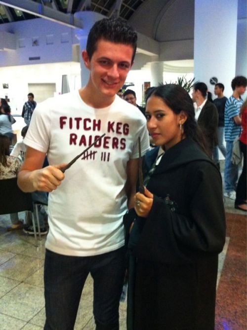 Click to view full size image
==============
346459125.jpg 346459125.jpg