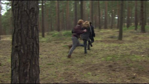 8E912DE2_HP7_ABC_FAMILY_INTERSTITIAL_FOREST_RUN_1080_403.jpg