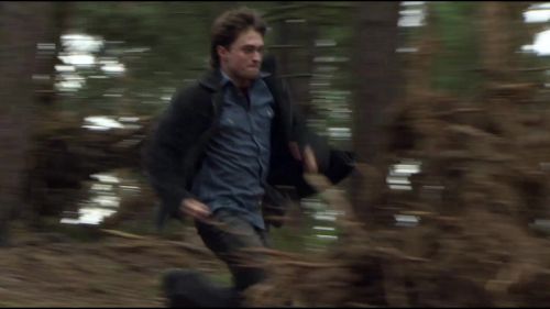 8E912DE2_HP7_ABC_FAMILY_INTERSTITIAL_FOREST_RUN_1080_447.jpg