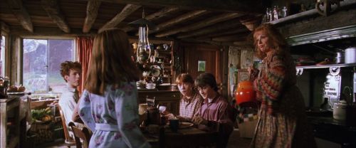 Click to view full size image
==============
CS-Potterish_00837.jpg CS-Potterish_00837.jpg