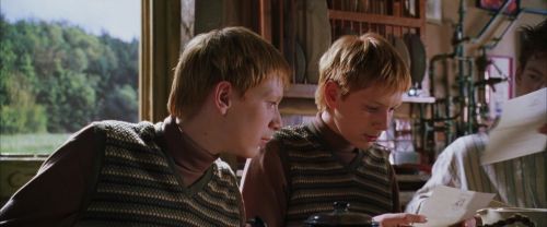 Click to view full size image
==============
CS-Potterish_00954.jpg CS-Potterish_00954.jpg