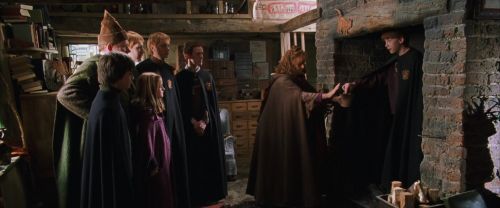 Click to view full size image
==============
CS-Potterish_00988.jpg CS-Potterish_00988.jpg