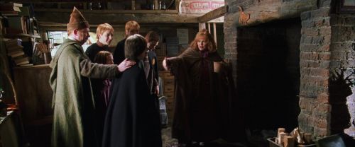 Click to view full size image
==============
CS-Potterish_01008.jpg CS-Potterish_01008.jpg