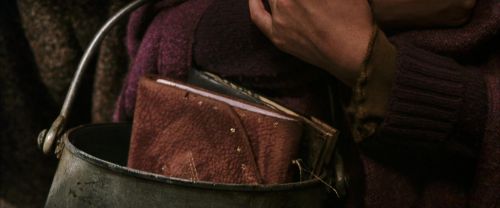 Click to view full size image
==============
CS-Potterish_01500.jpg CS-Potterish_01500.jpg
