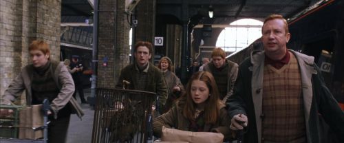 Click to view full size image
==============
CS-Potterish_01535.jpg CS-Potterish_01535.jpg