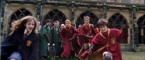 Click to view full size image
==============
CS-Potterish_02699.jpg CS-Potterish_02699.jpg