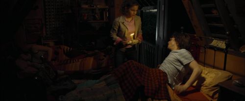 Click to view full size image
==============
CdF-Potterish_0257.jpg CdF-Potterish_0257.jpg