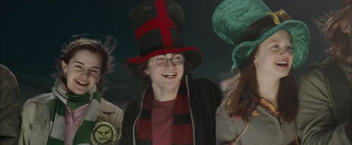 Click to view full size image
==============
CdF-Potterish_0555.jpg CdF-Potterish_0555.jpg