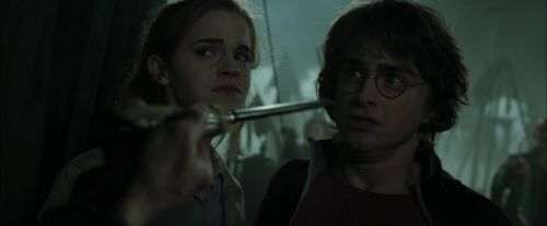 Click to view full size image
==============
CdF-Potterish_0826.jpg CdF-Potterish_0826.jpg