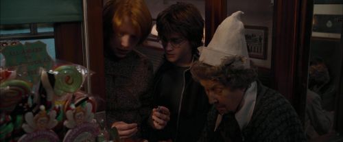 Click to view full size image
==============
CdF-Potterish_0905.jpg CdF-Potterish_0905.jpg