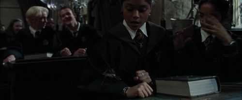 Click to view full size image
==============
CdF-Potterish_1606.jpg CdF-Potterish_1606.jpg