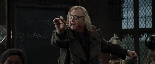 Click to view full size image
==============
CdF-Potterish_1616.jpg CdF-Potterish_1616.jpg