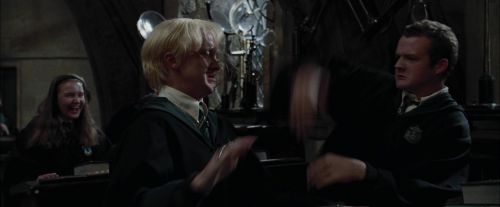 Click to view full size image
==============
CdF-Potterish_1620.jpg CdF-Potterish_1620.jpg