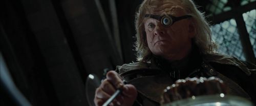 Click to view full size image
==============
CdF-Potterish_1717.jpg CdF-Potterish_1717.jpg