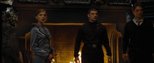 Click to view full size image
==============
CdF-Potterish_2245.jpg CdF-Potterish_2245.jpg