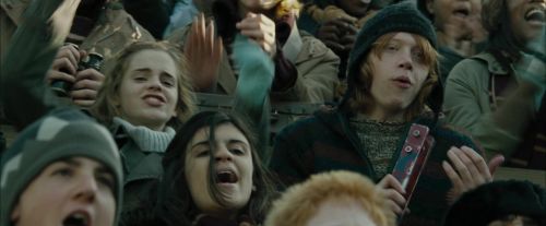 Click to view full size image
==============
CdF-Potterish_3797.jpg CdF-Potterish_3797.jpg