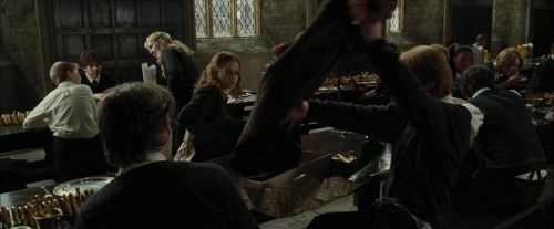 Click to view full size image
==============
CdF-Potterish_4221.jpg CdF-Potterish_4221.jpg