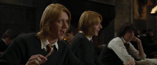 Click to view full size image
==============
CdF-Potterish_4545.jpg CdF-Potterish_4545.jpg