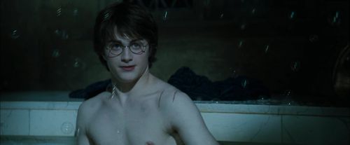 Click to view full size image
==============
CdF-Potterish_5577.jpg CdF-Potterish_5577.jpg