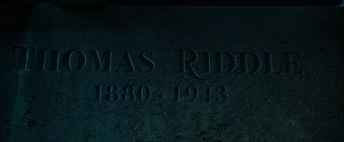 Click to view full size image
==============
CdF-Potterish_7694.jpg CdF-Potterish_7694.jpg