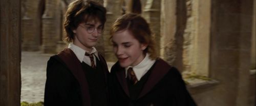 Click to view full size image
==============
CdF-Potterish_9098.jpg CdF-Potterish_9098.jpg