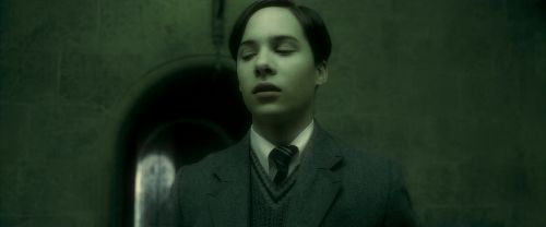 Click to view full size image
==============
EdP-Potterish10800.jpg EdP-Potterish10800.jpg