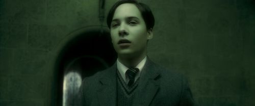 Click to view full size image
==============
EdP-Potterish10802.jpg EdP-Potterish10802.jpg