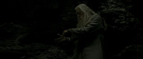 Click to view full size image
==============
EdP-Potterish11472.jpg EdP-Potterish11472.jpg