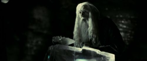 Click to view full size image
==============
EdP-Potterish11732.jpg EdP-Potterish11732.jpg