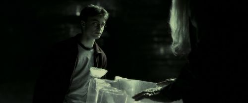 Click to view full size image
==============
EdP-Potterish11741.jpg EdP-Potterish11741.jpg